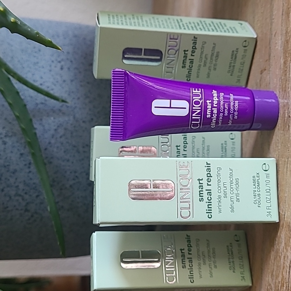 Lot of 4 Clinique Smart Clinical Repair Wrinkle Correcting Serum .34 FL oz.